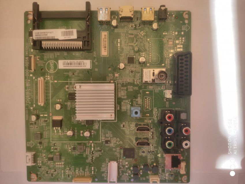 7651e85cdefe9823a161b0ab7bfc6356ec3ff2d8